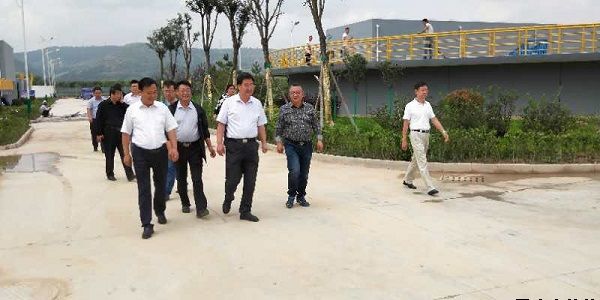 市人大常委會(huì)黨組副書(shū)記、副主任樊文浩一行調(diào)研泓源公司項(xiàng)目建設(shè)情況(圖3)