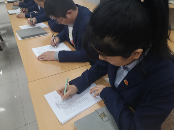 市產(chǎn)投集團(tuán)團(tuán)委召開(kāi)2021年度專題組織生活會(huì)(圖4)